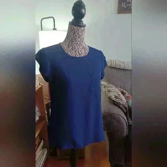 Reitmans  Navy Blue Elegant Blouse Size Small Crew Neck - Picture 2 of 9